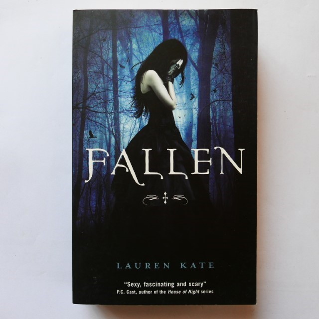 Fallen by Lauren Kate